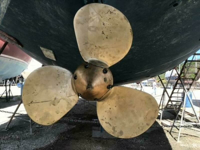 1984 Camper & Nicholsons 58