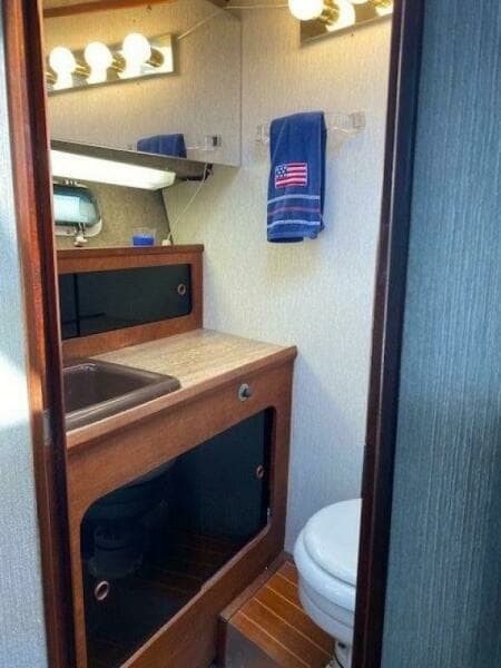 1985 Bayliner 3870 Motoryacht