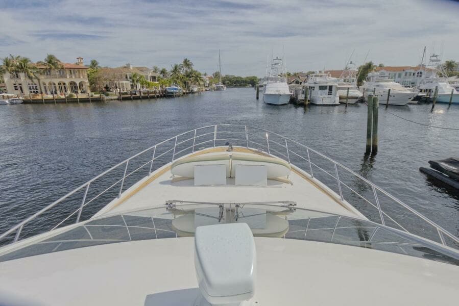 2015 Azimut 64 Flybridge