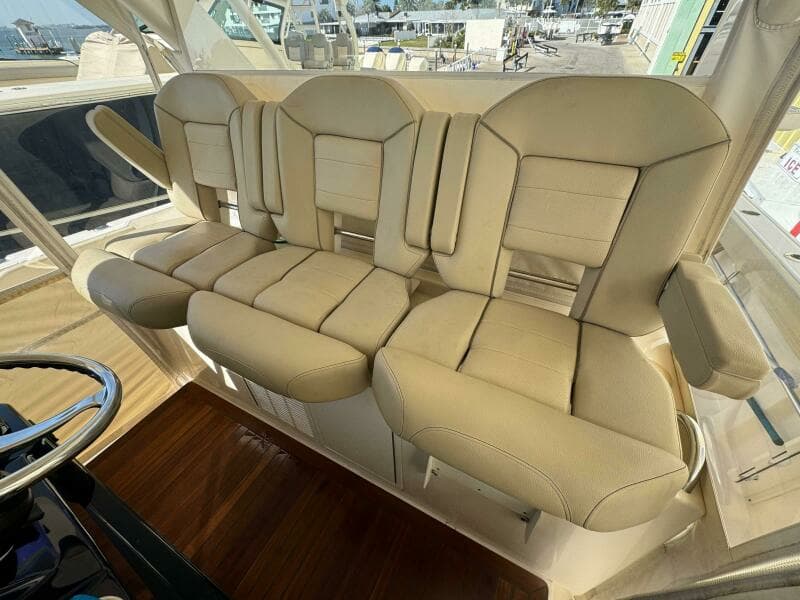 2017 Pursuit S 408 Sport