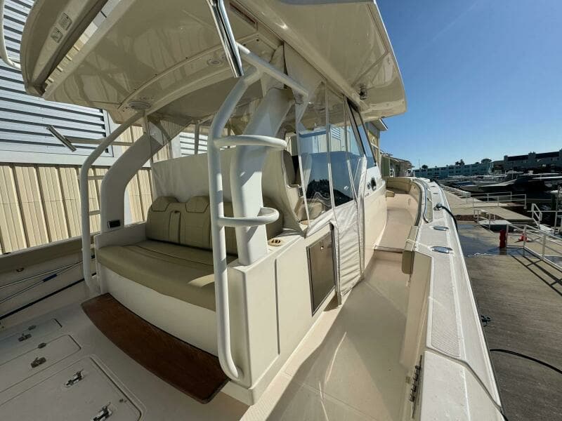 2017 Pursuit S 408 Sport