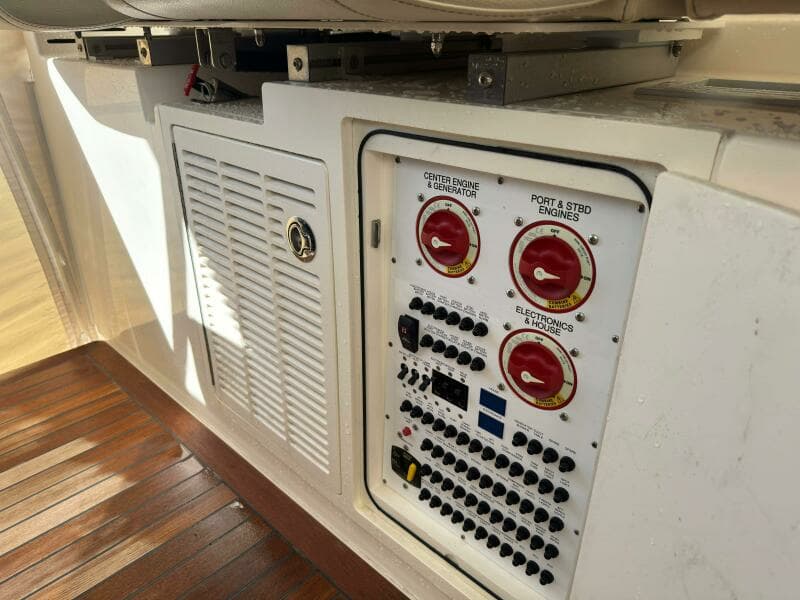 2017 Pursuit S 408 Sport