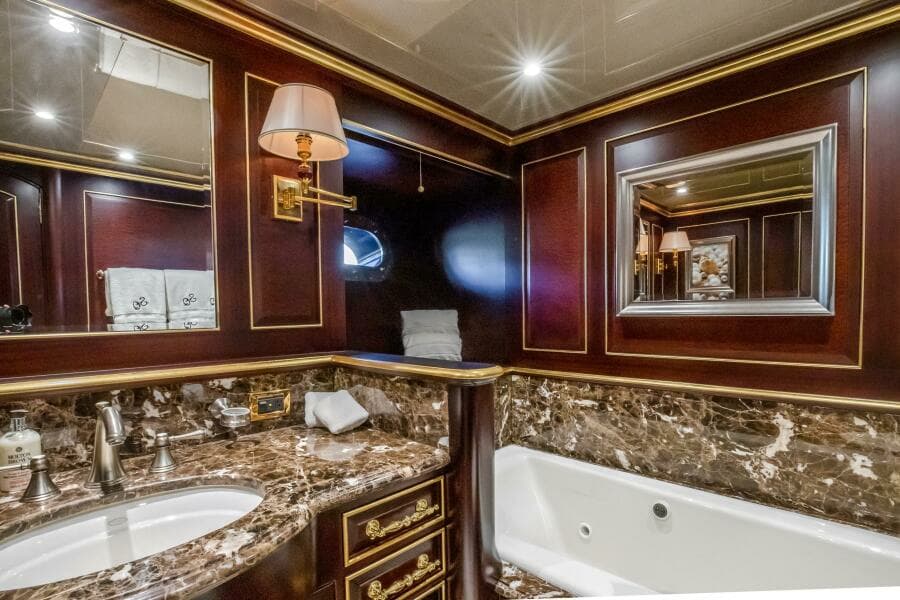 2009 Horizon Model Tri-Deck