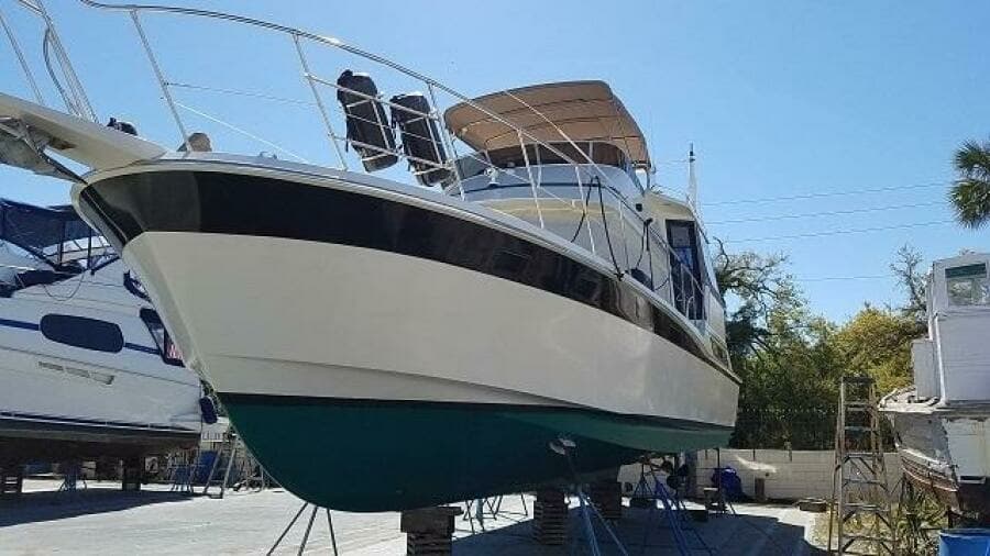 48' Camargue hauled out1