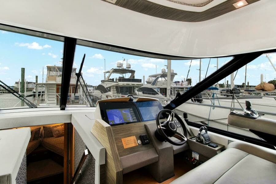 2019 Tiara Yachts 53 Coupe