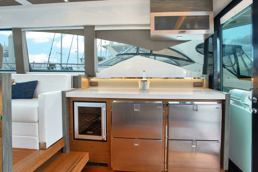 2019 Tiara Yachts 53 Coupe