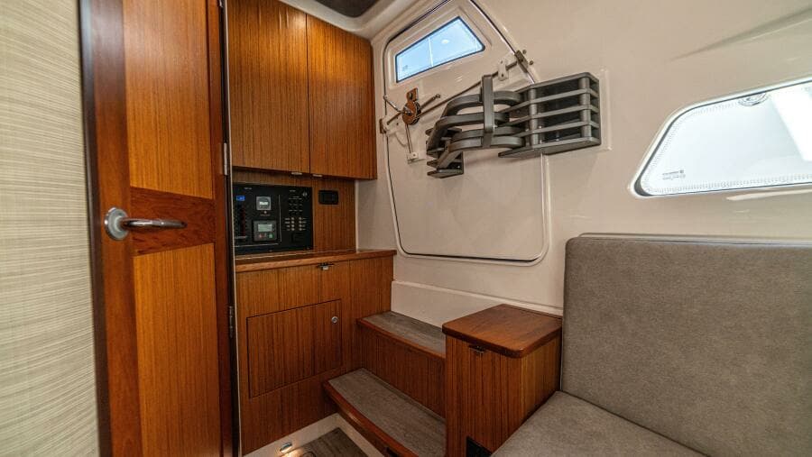 2021 41 Solace Center Console - La Otra Vida