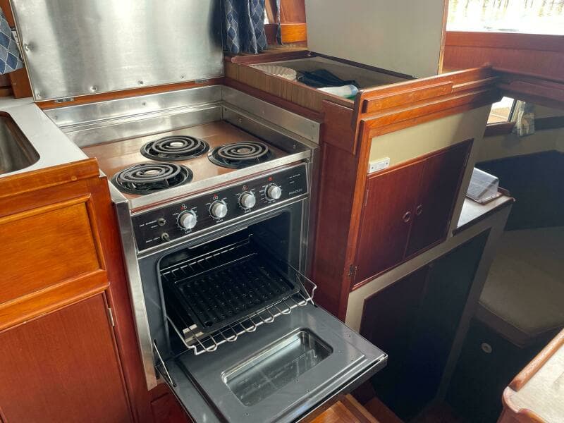 1990 Grand Banks 42 Classic