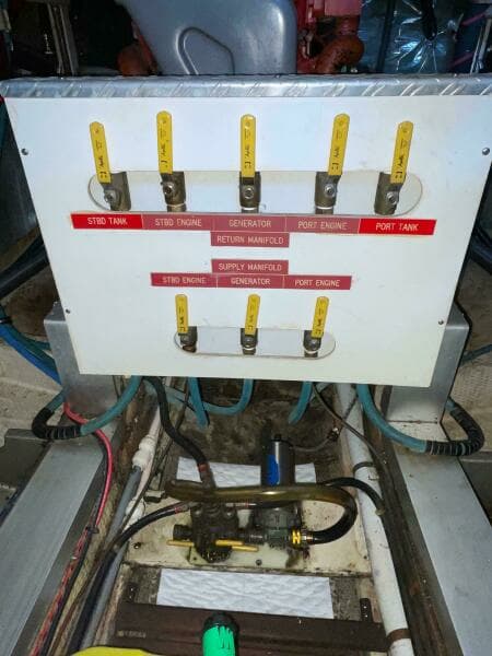 1990 Grand Banks 42 Classic