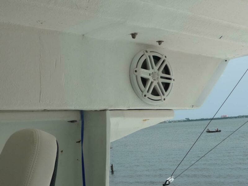 1985 Wellcraft Scarab 34