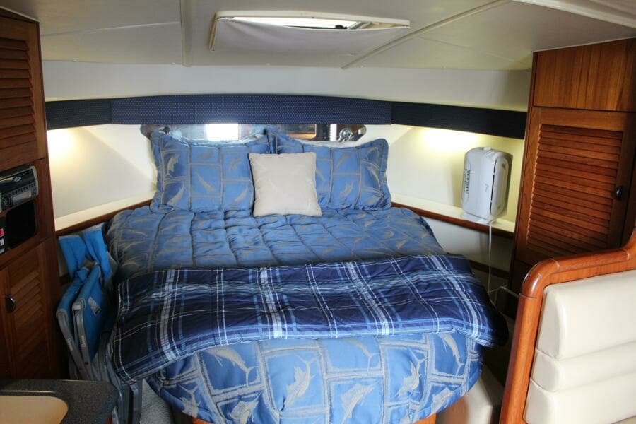 2001 Pursuit 3400 Express