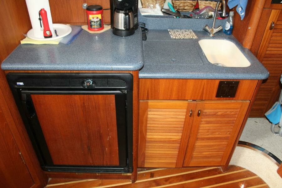 2001 Pursuit 3400 Express