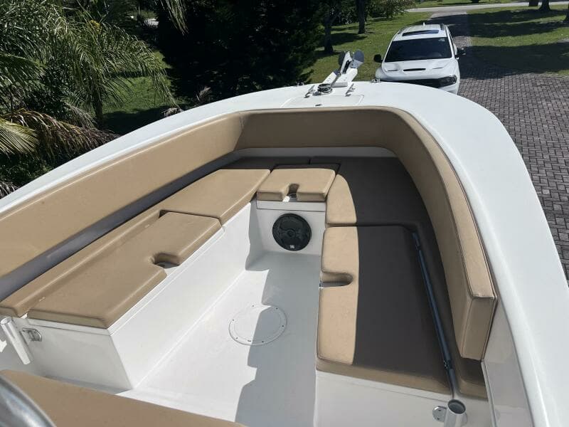 2022 Dusky 278 CENTER CONSOLE