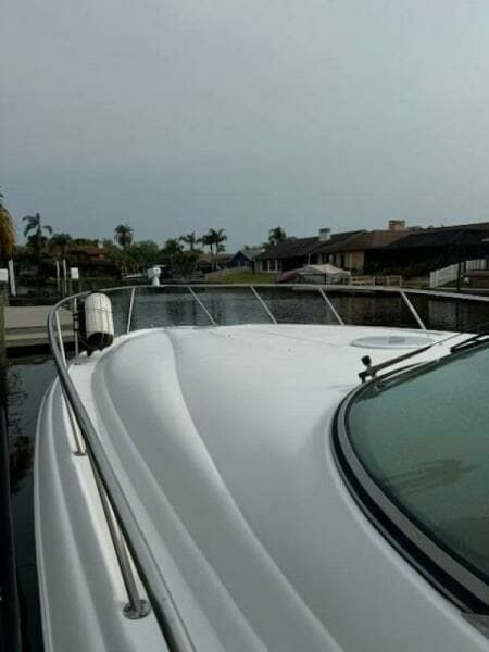 2005 Larson 370 Cabrio