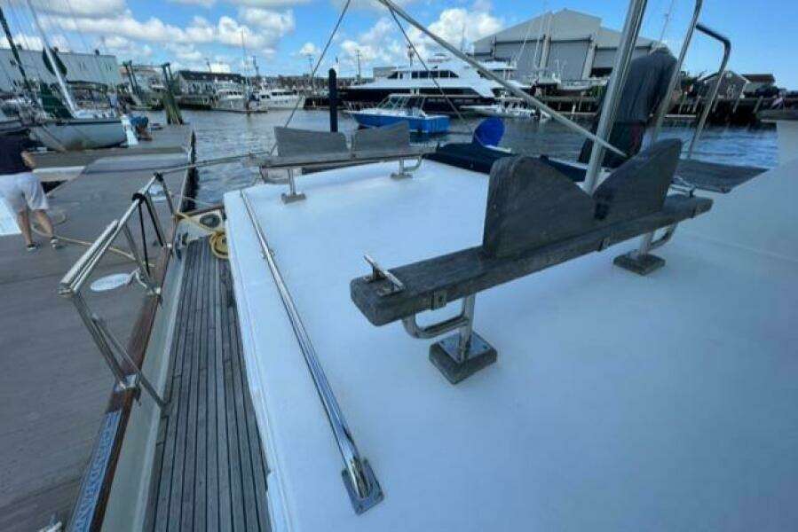 1987 Grand Banks 42 Classic Trawler (Hull #1002)