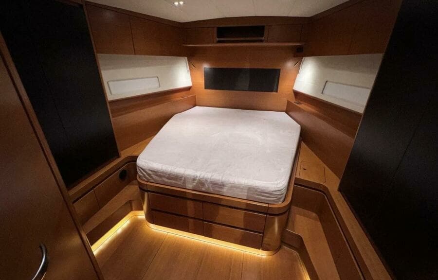 2016 Ice Yachts 62 evo