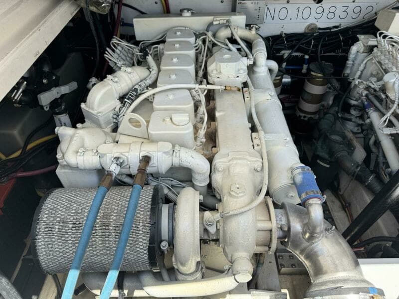 2000 Tiara Yachts 3100 Open