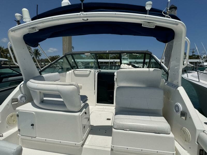 2000 Tiara Yachts 3100 Open