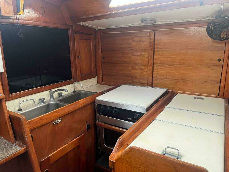 1978 Palmer Johnson New York 40 Sloop