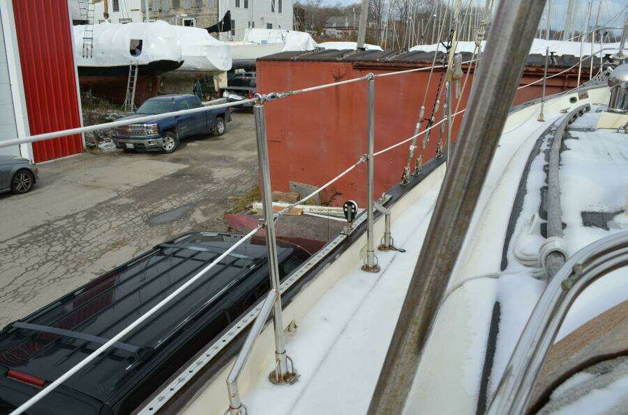 1982 Young Sun Cutter