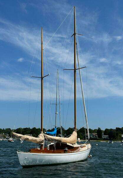 1963 Herreshoff Rozinante Ketch