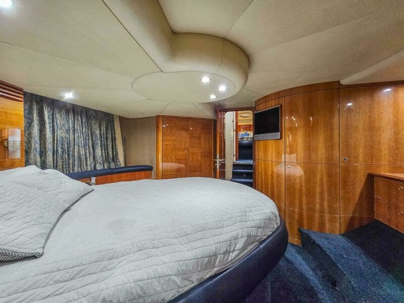 2005 Azimut 55 flybridge