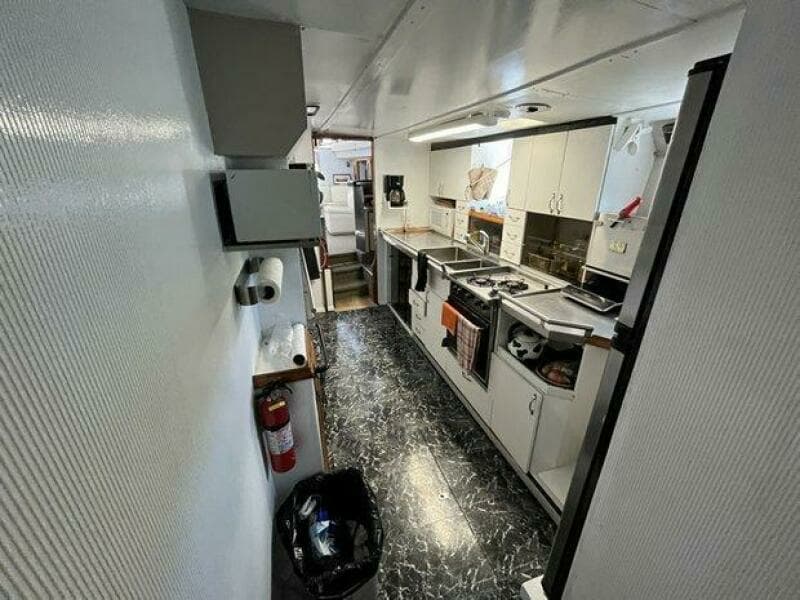 1990 Canadian Sailcraft TDM OFFSHORE