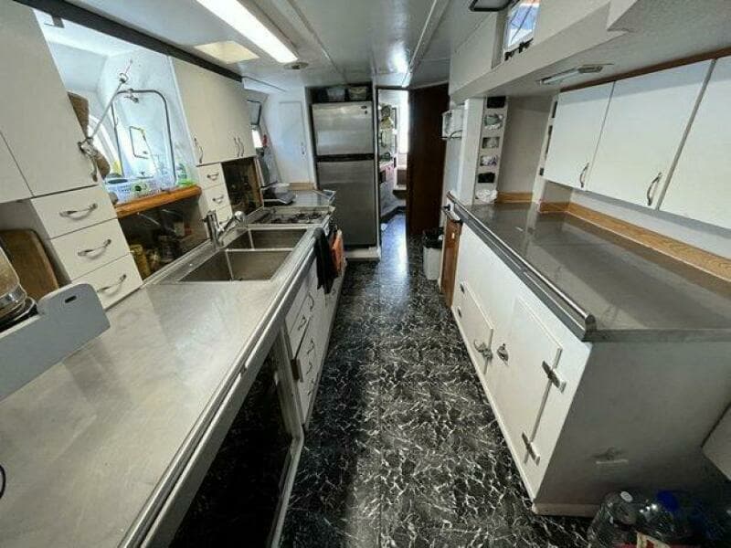 1990 Canadian Sailcraft TDM OFFSHORE