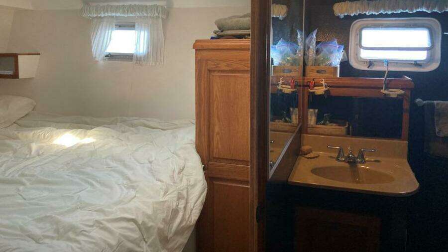 1990 Canadian Sailcraft TDM OFFSHORE