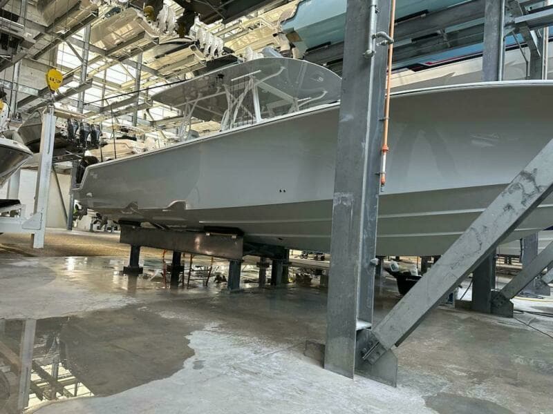 2022 SeaVee 390z Center Console