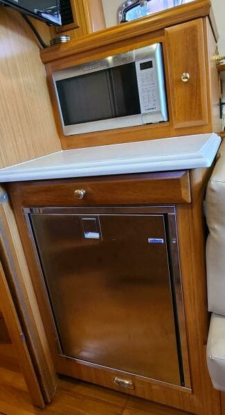 2016 Mainship M34 Pilot