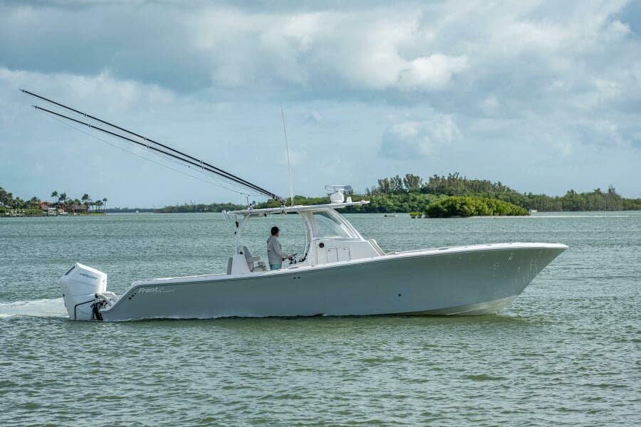 2021 Front Runner Center Console