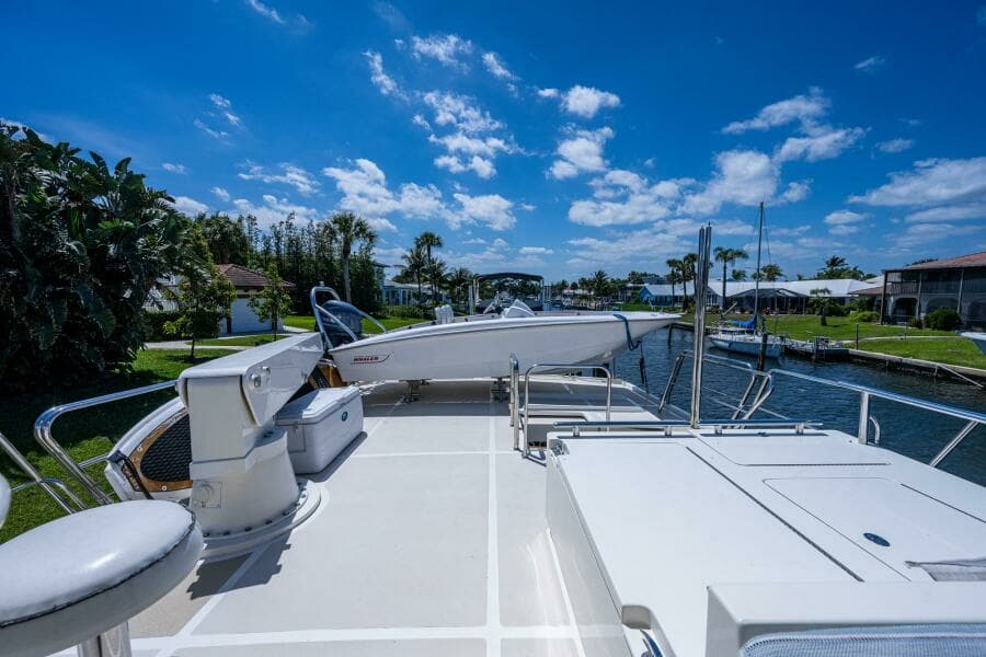 2013 Marlow Explorer Enclosed Bridge (CB)