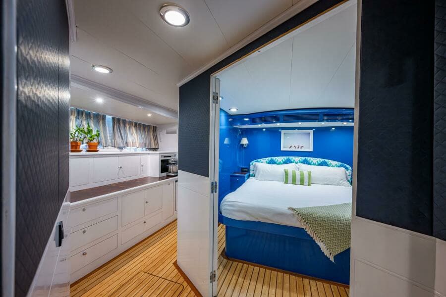 2013 Marlow Explorer Enclosed Bridge (CB)