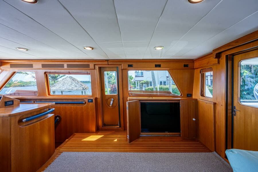 2013 Marlow Explorer Enclosed Bridge (CB)