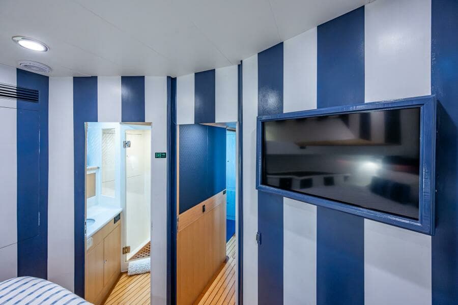 2013 Marlow Explorer Enclosed Bridge (CB)