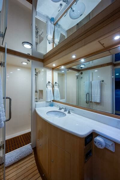 2013 Marlow Explorer Enclosed Bridge (CB)