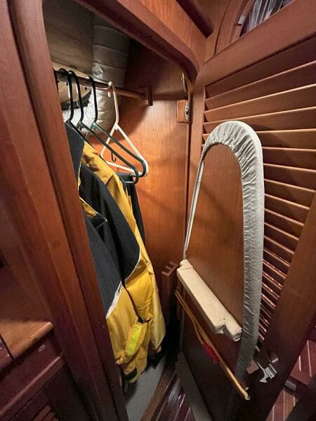 2001 Hinckley Sou'wester 59 CC Sloop