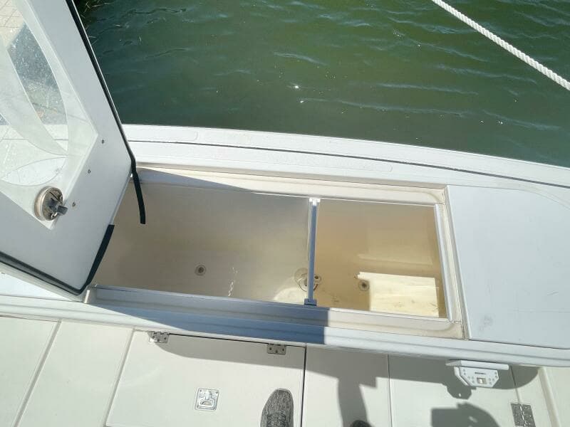 2007 Rampage 38 Express