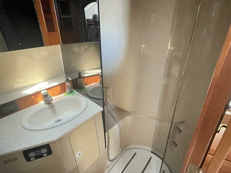 2007 Rampage 38 Express