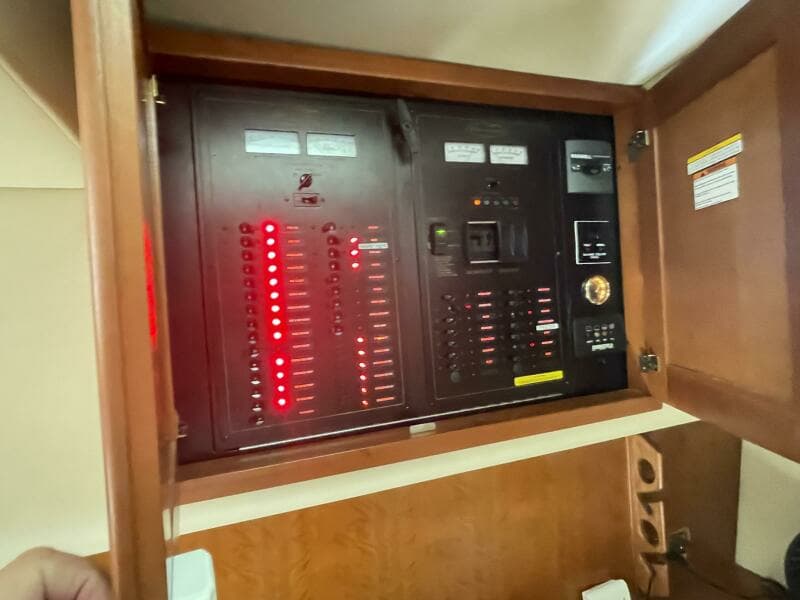 2007 Rampage 38 Express