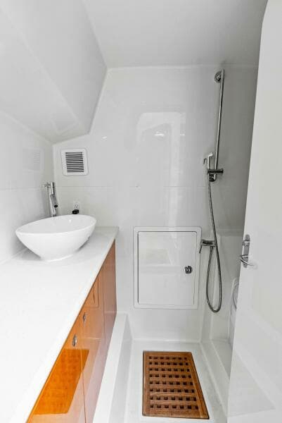 2020 Calcutta 480 Catamaran