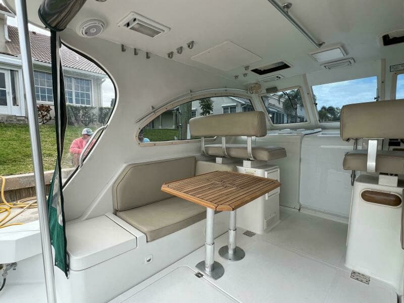 2000 Mainship Pilot 34