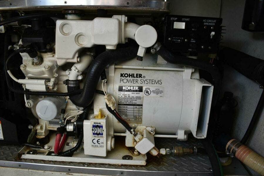 2005 Formula 37 Performance Cruiser