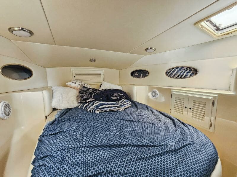 2001 Mediterranean 38 Convertible