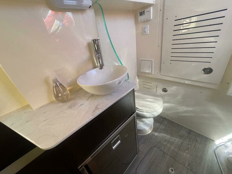 2020 35 Scout 355 LXF CC 'TT Exit Strategy' Head