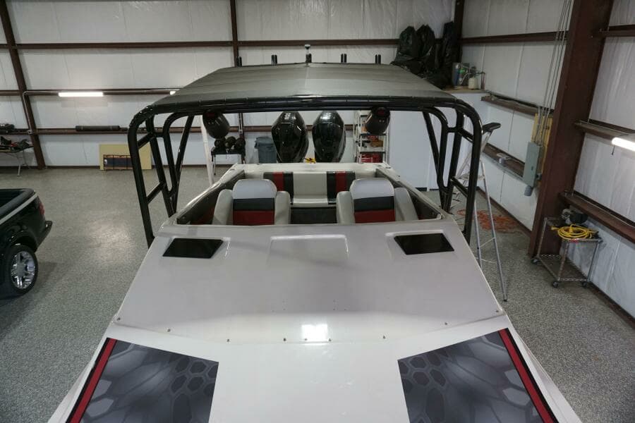 1998 32 Active Thunder 32 CC Ms. Rita Canvas Top  (3)