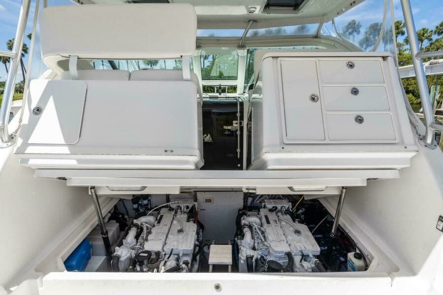 2006 Tiara Yachts 3200 Open