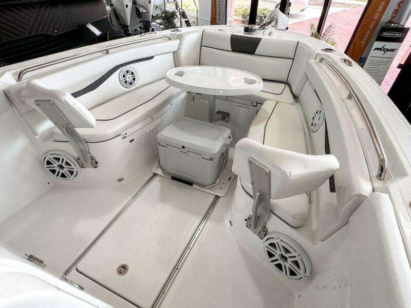 2024 Wellcraft 263 Fisherman