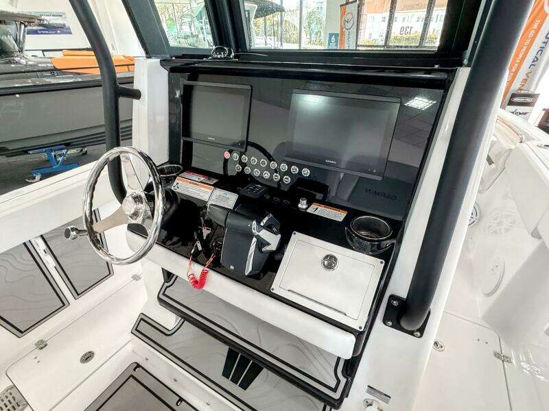 2024 Wellcraft 263 Fisherman